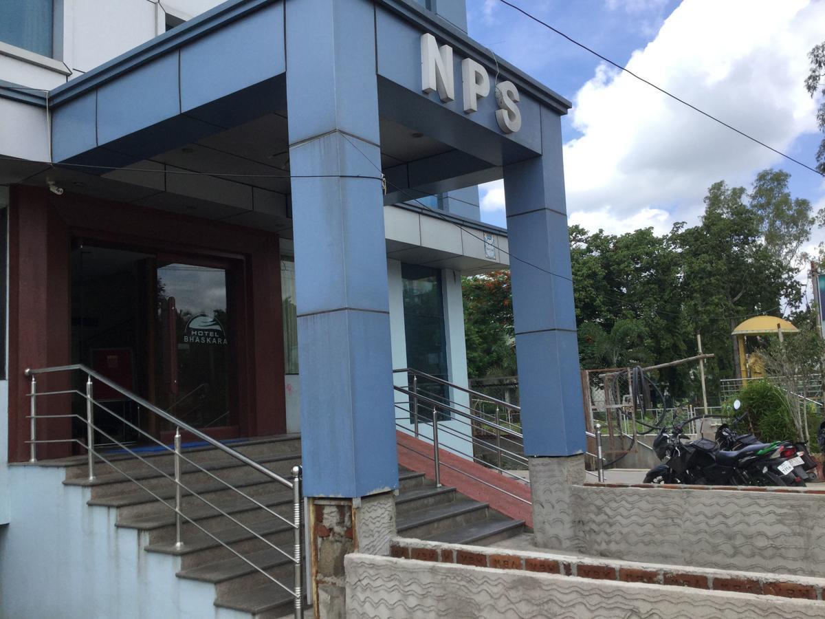 Hotel Bhaskara Chittoor Bagian luar foto